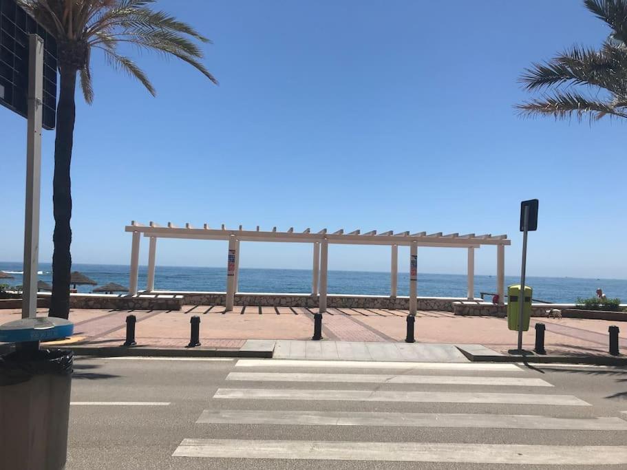 Apartamento Primera Linea De Playa Fuengirola Exteriér fotografie
